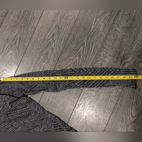 Lululemon Rest Less Pullover - Picture 8 of 8